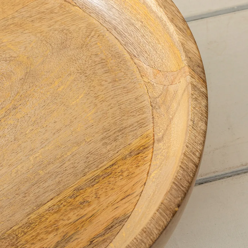 Schale auf Standfuß detail