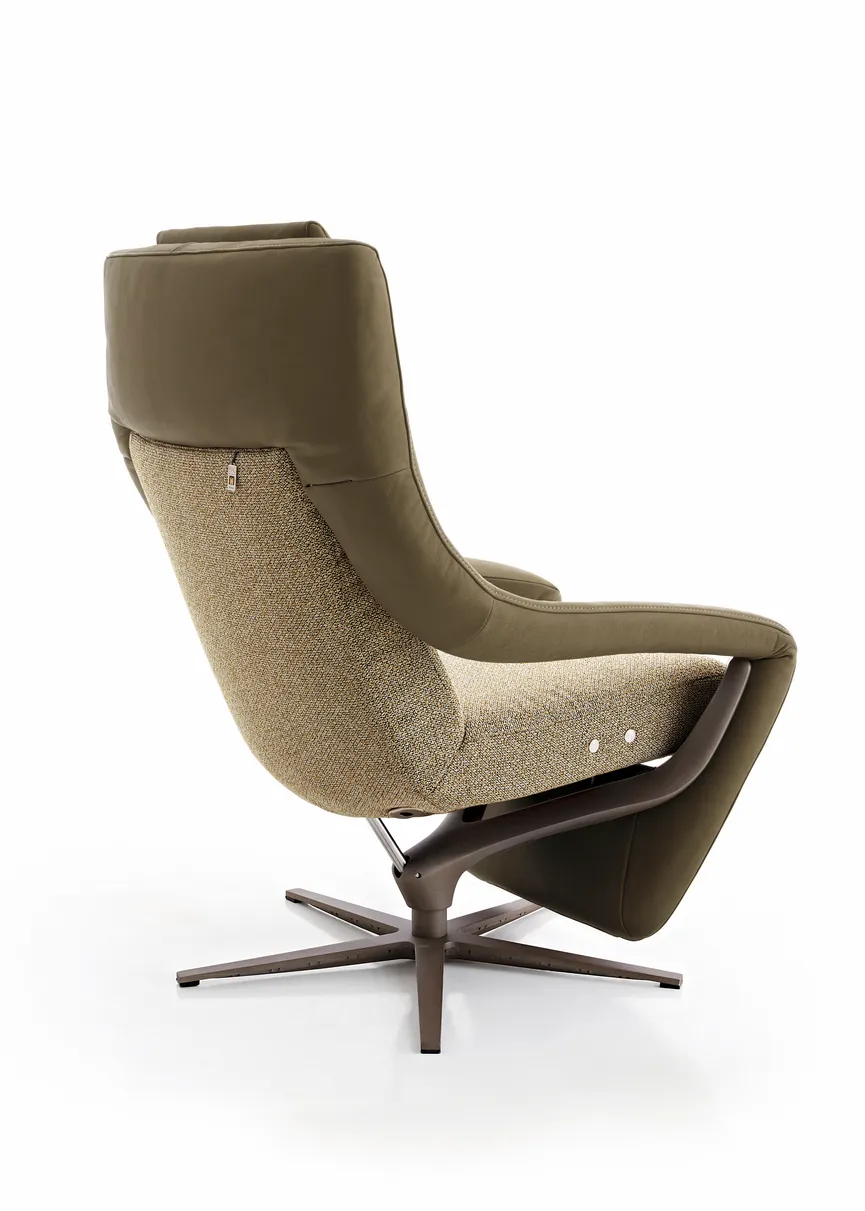 Sessel Yoko-2 DK bronziert detail