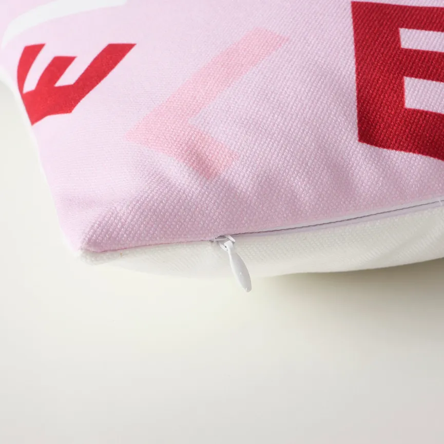 Kissen "Lovekiss" lila detail