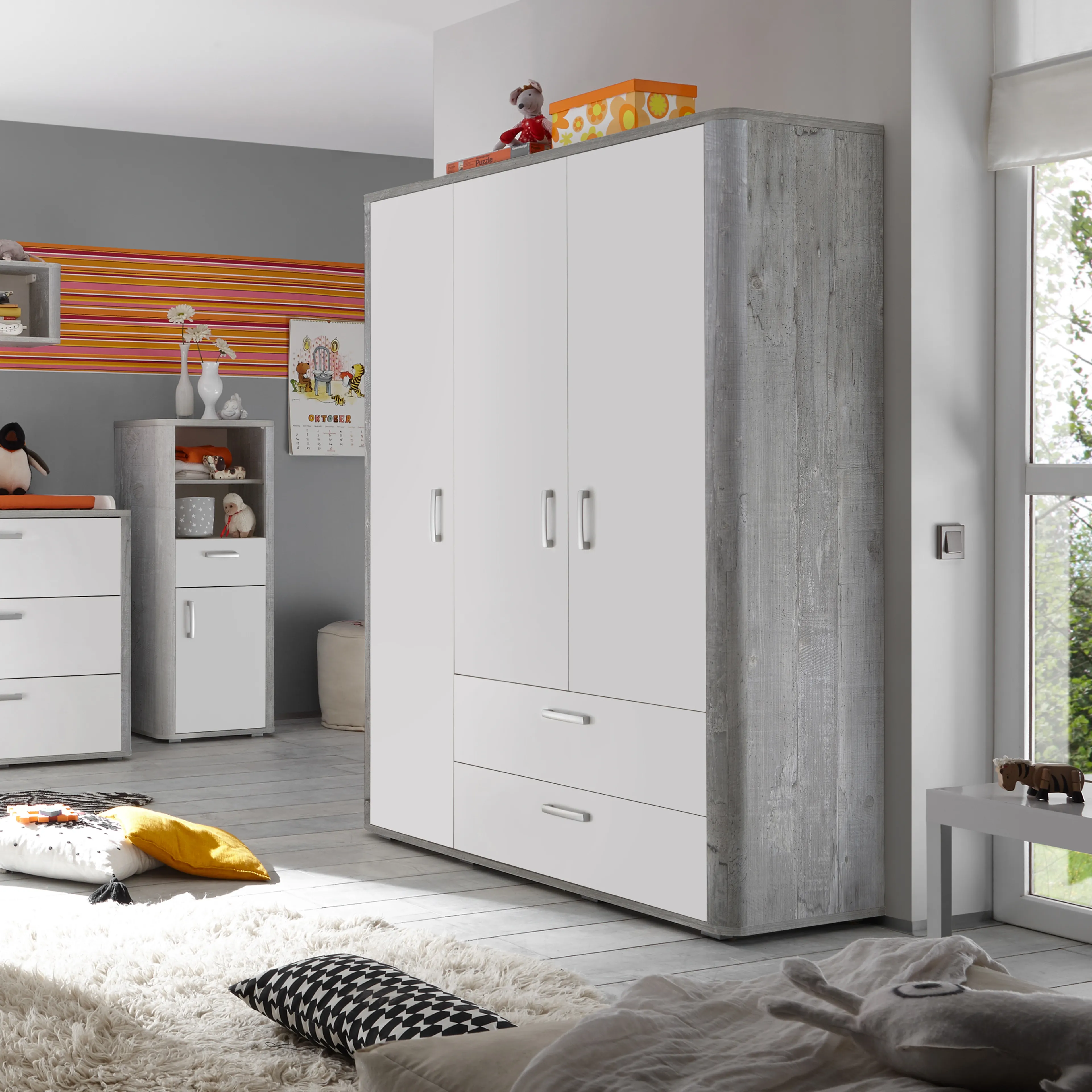 Kleiderschrank Frieda, 138 x 189 cm