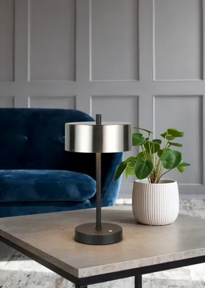 LED-Akkutischleuchte