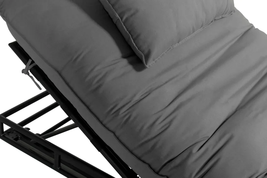 Daybed detail