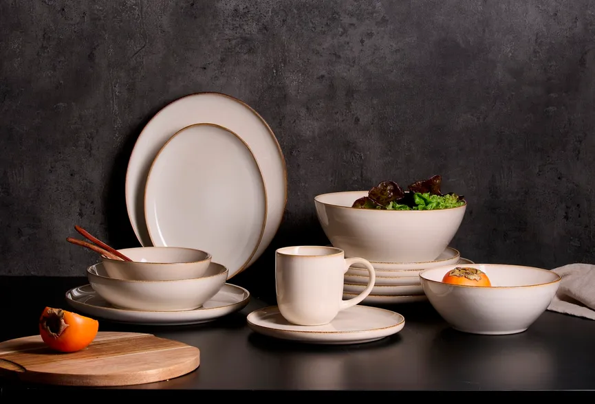 Platte "Olivia" S beige oval milieu