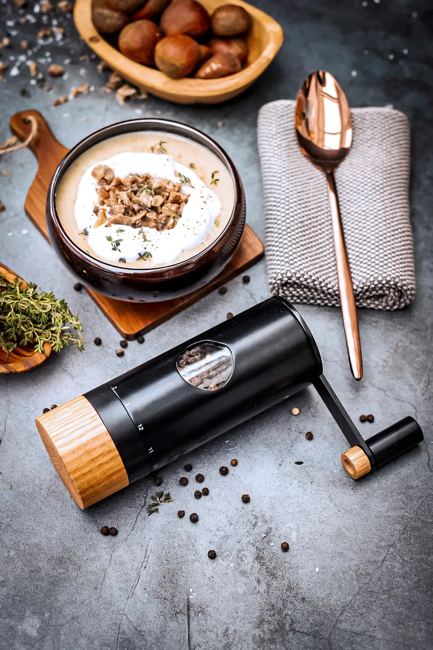 Pfeffer-/Salz-Getriebemühle milieu