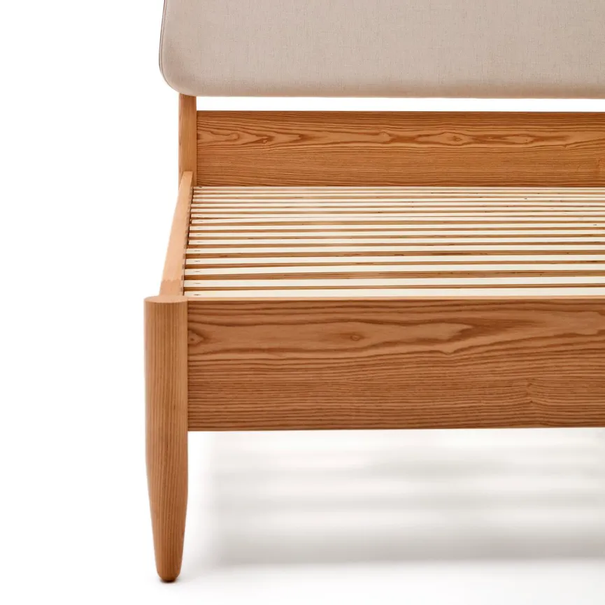 Bett 160cm detail
