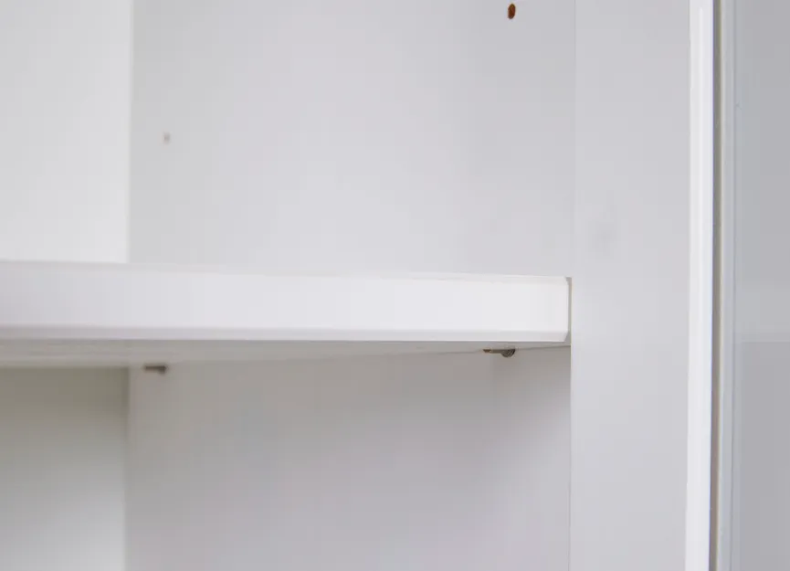 Vitrinenaufsatz 3T detail