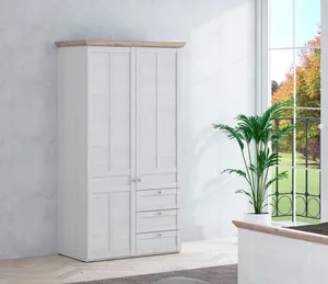 Kleiderschrank