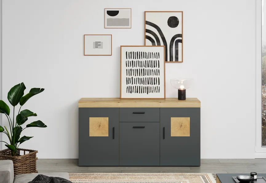 Sideboard detail
