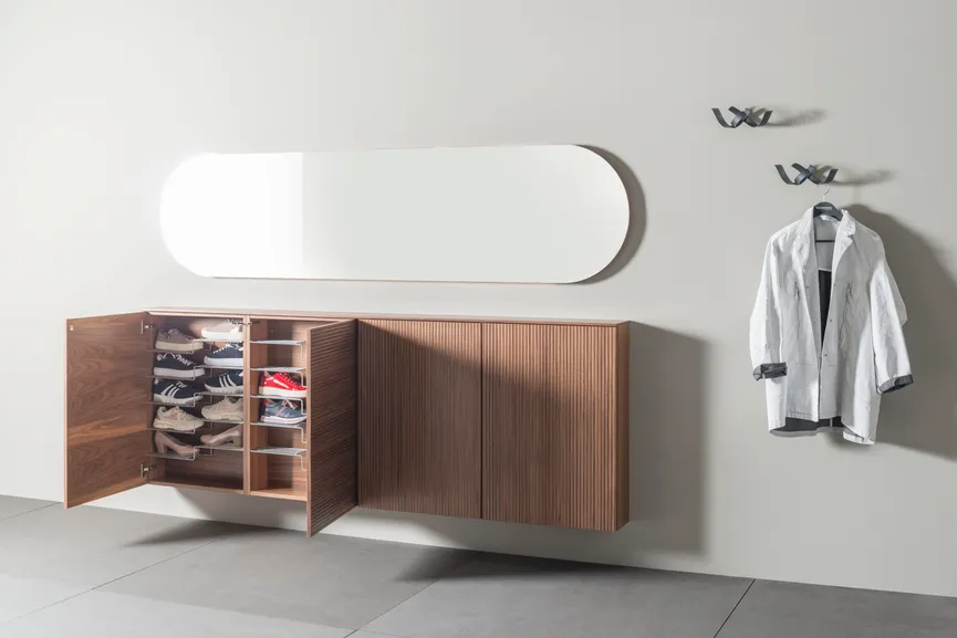 Schrankkombi wandhängend detail