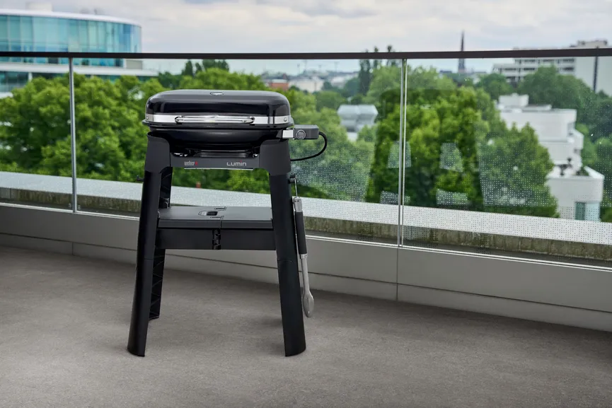 Lumin Stand Black detail