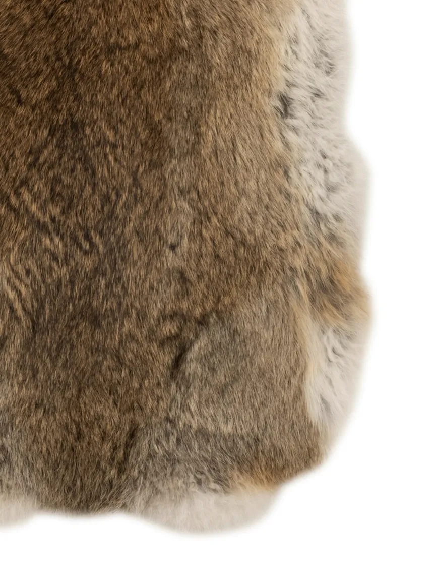 Kaninchenfell grau/braun detail
