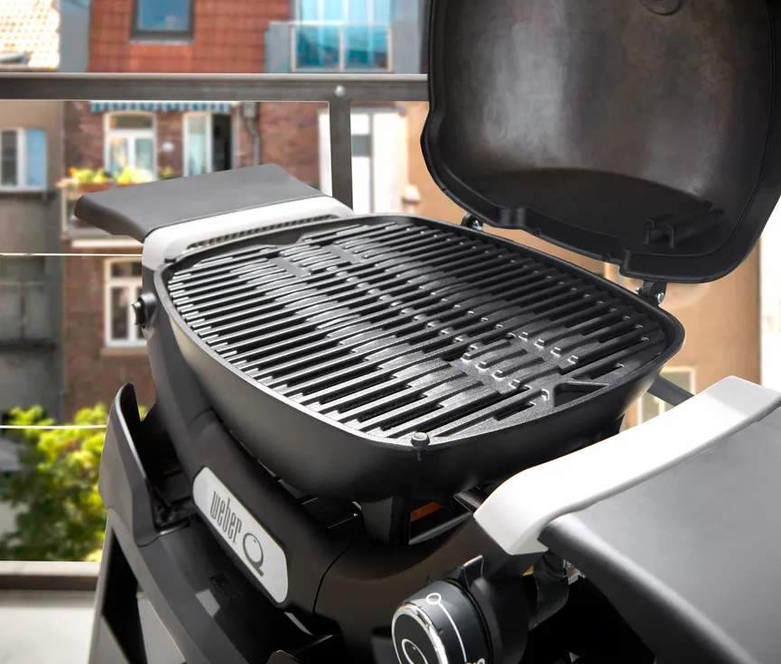 Weber Q1200N mit Stand detail
