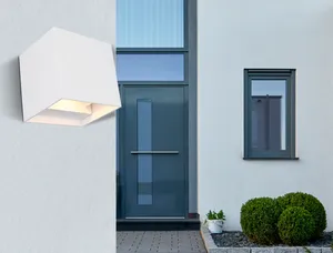 LED-Außenwandleuchte