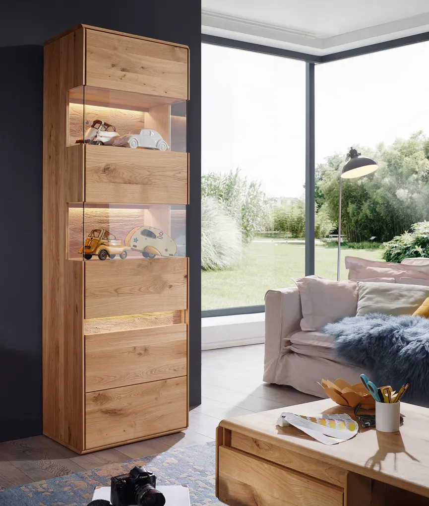 Vitrine I-L material_farbe