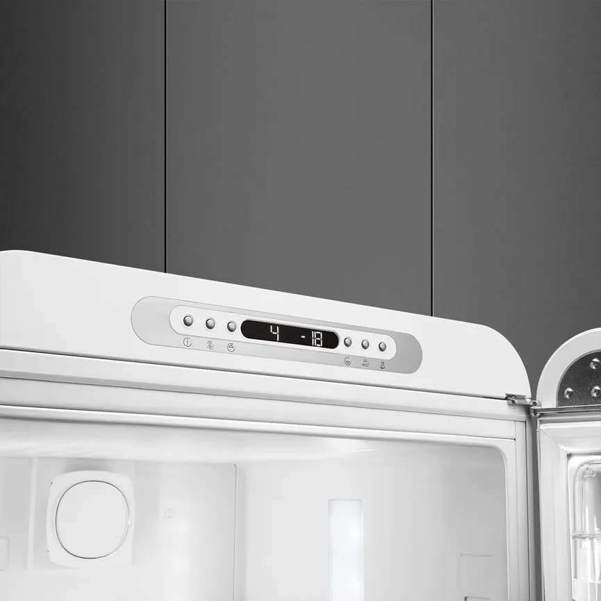 SMEG Kühl-/Gefrierkombination detail