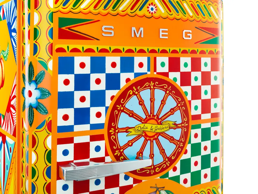 SMEG STANDKÜHLSCHRANK detail