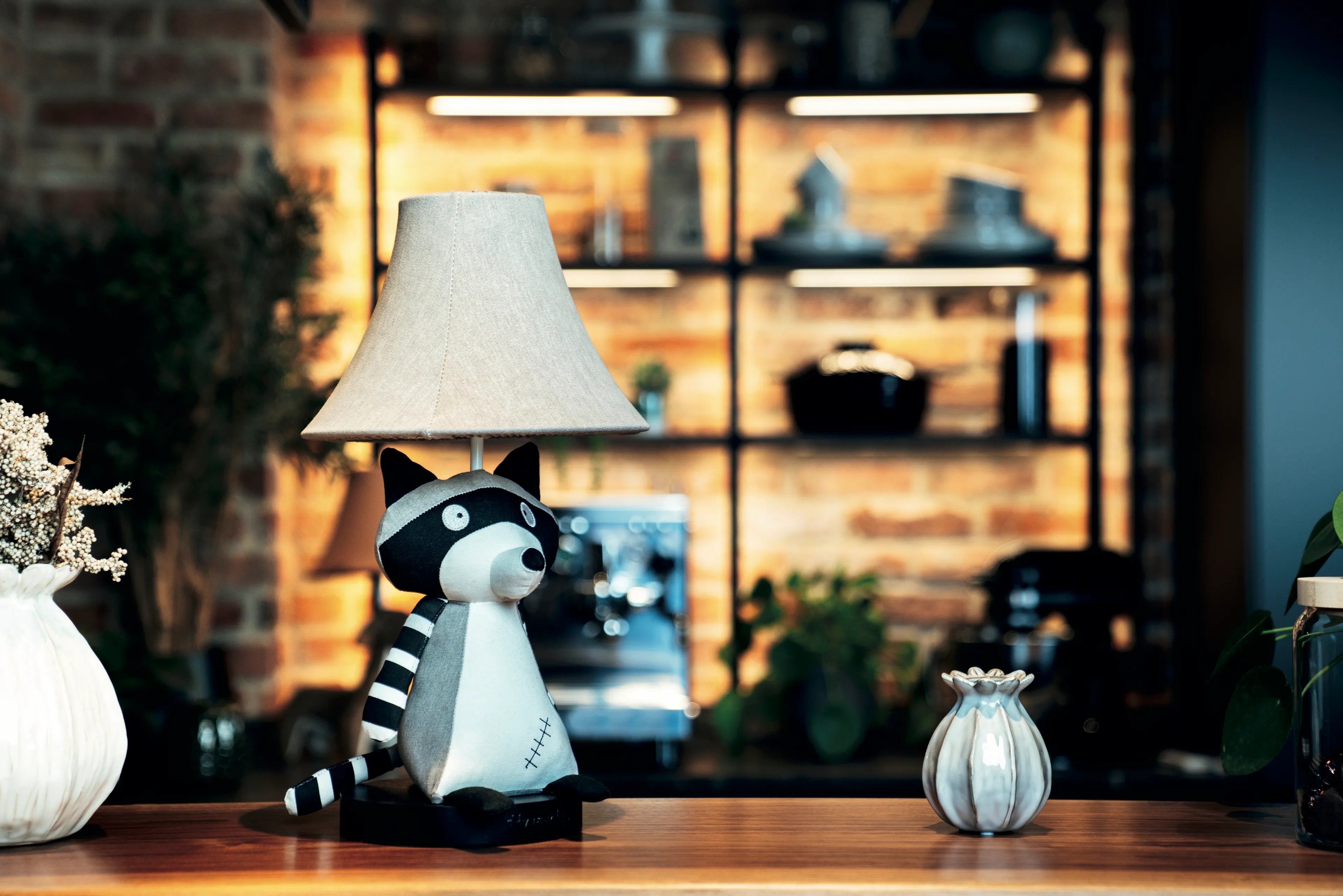 LED-Tischleuchte Ben der Waschbär