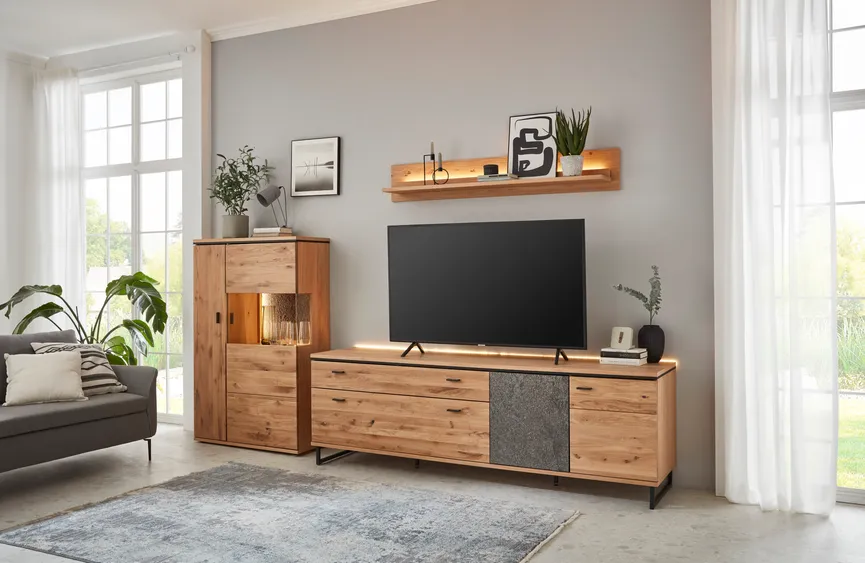 Wandboard* detail