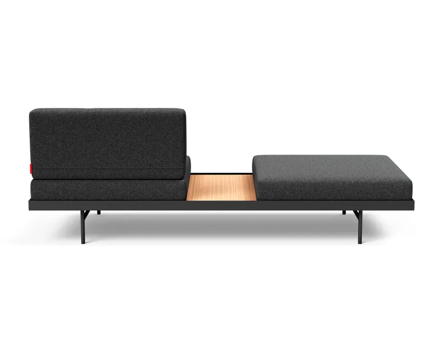 Sofa mit Eichetisch detail