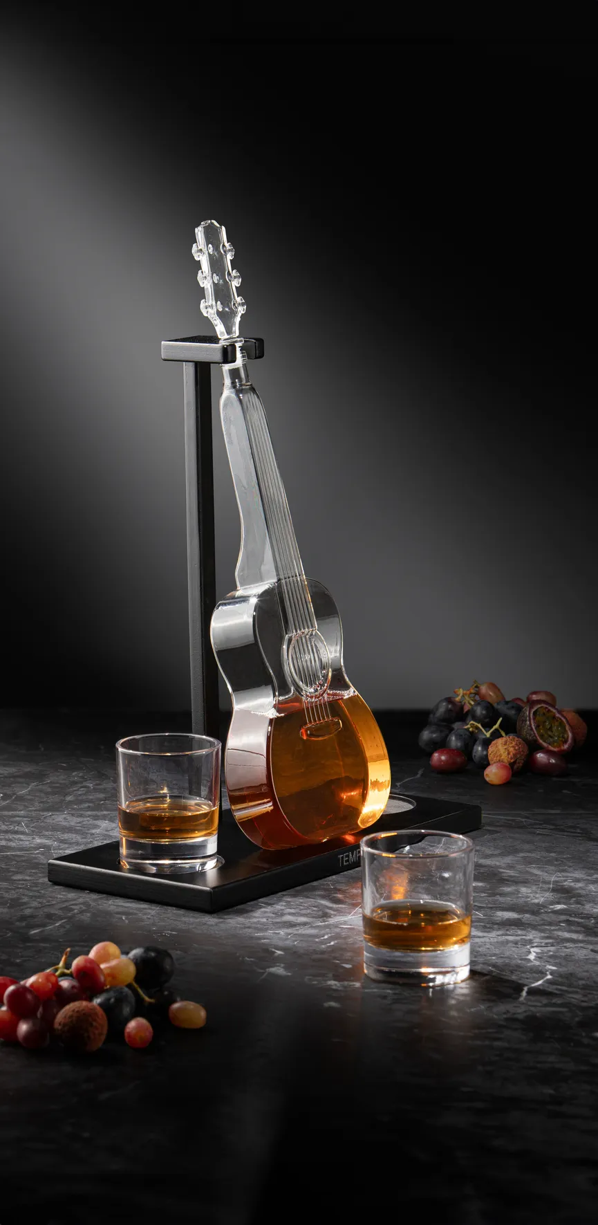 Whiskey-Set "Preston" Guitar milieu