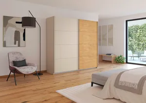 Schwebetürenschrank