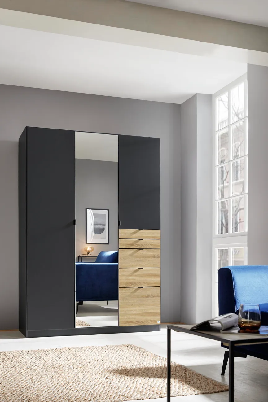 Drehtürenschrank milieu