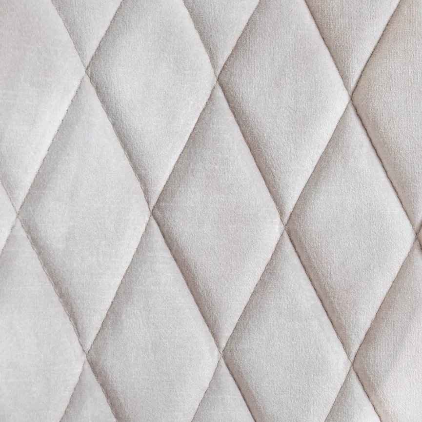 Stuhl material_farbe