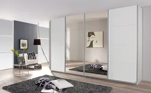 Schwebetürenschrank