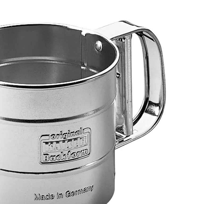 Mehl-u. Puderzuckersieber detail