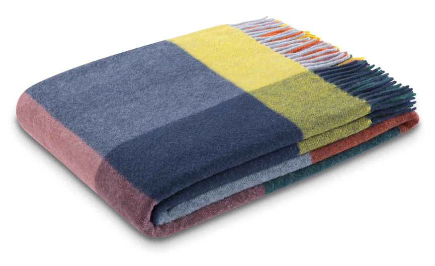 Plaid Vibrant Square detail