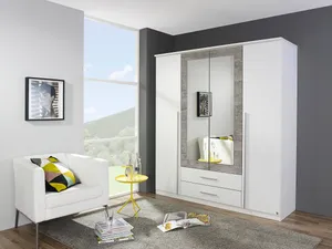 Kleiderschrank