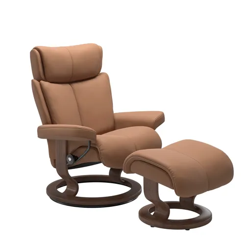 Sessel mit Hocker