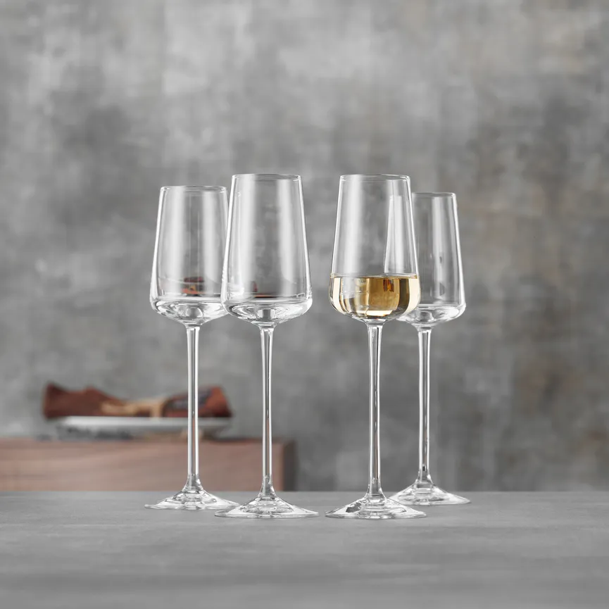 Grappaglas "1975" 80 ml milieu