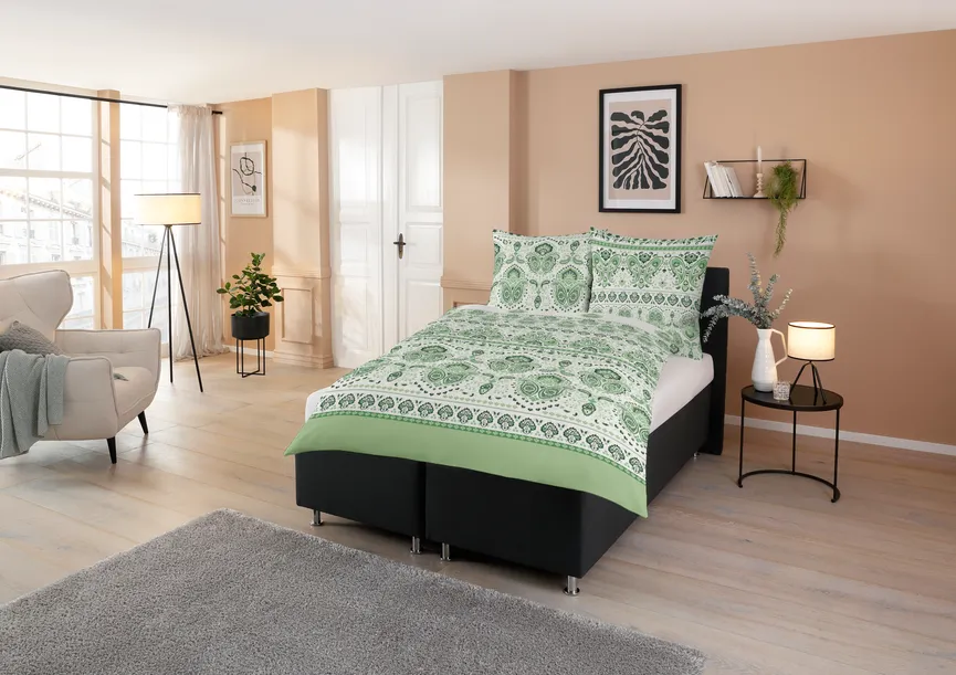 Satin-Bettw. Ornament 155x220 milieu