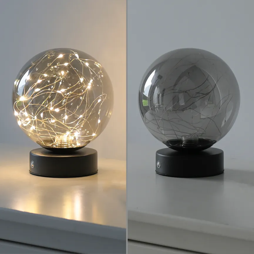 Akku-Tischleuchte "FADAS" detail