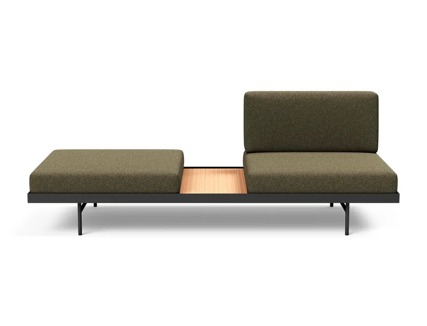 Sofa mit Eichetisch detail