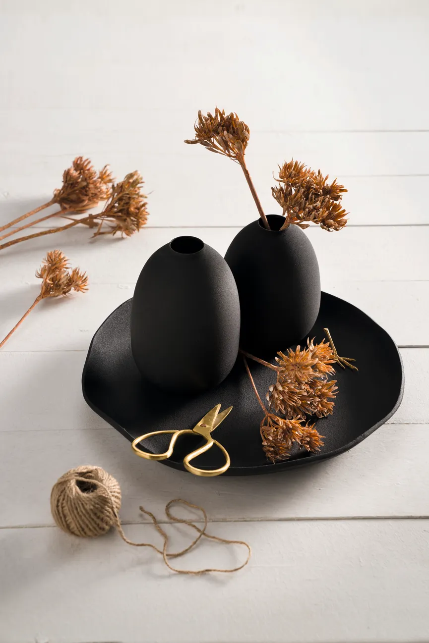 Vase "Casolare" M schwarz milieu