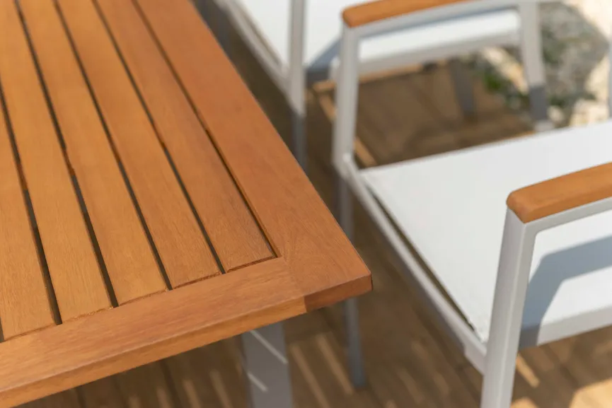 Ausziehtisch 180/240 detail