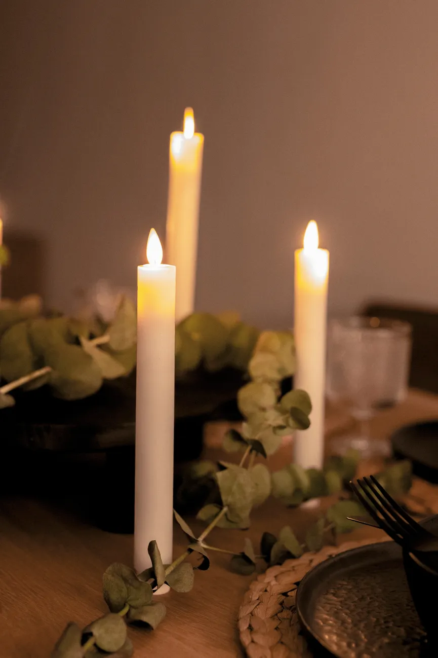 LED-Stabkerze weiß 3-tlg. milieu