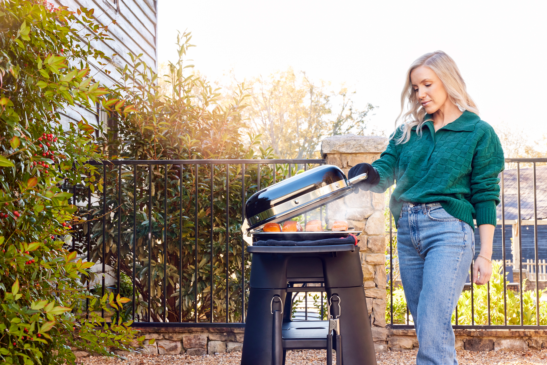 ** Lumin Black detail