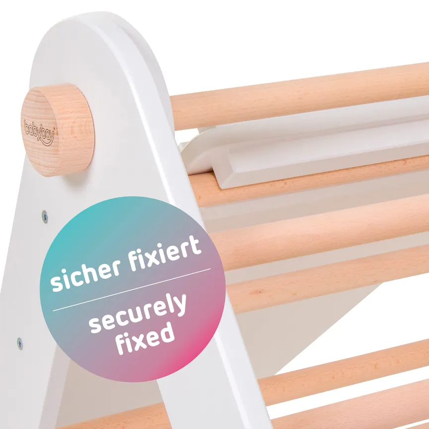 Kletterleiter und Rutsche detail