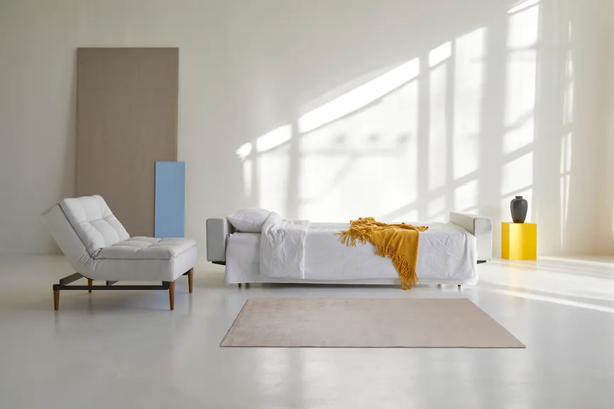 Sofa+AL Styletto schwarz detail