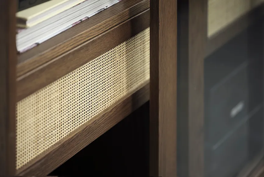 Vitrine detail