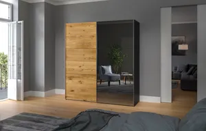 Schwebetürenschrank