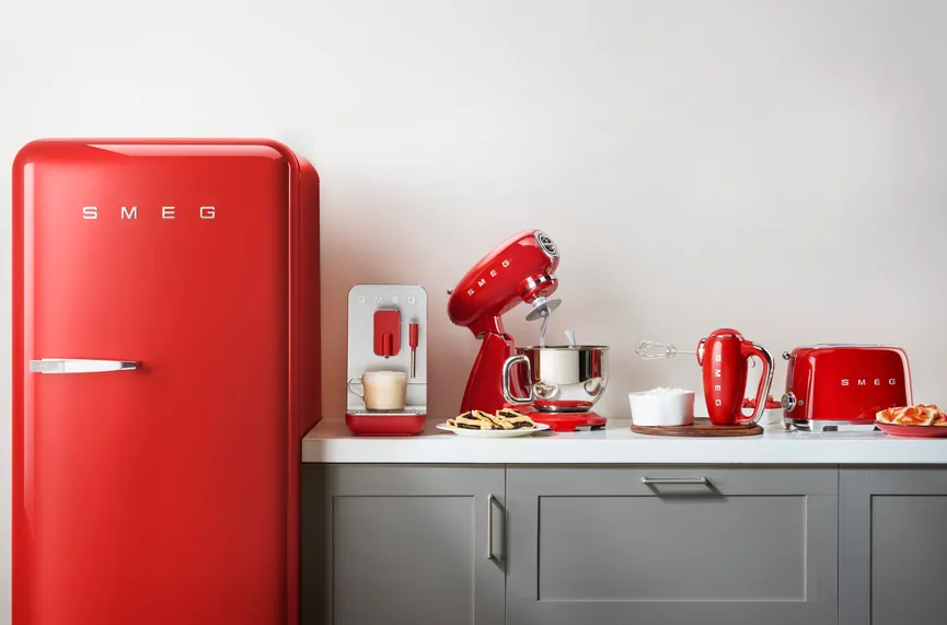 SMEG Stand-Kühlschrank milieu