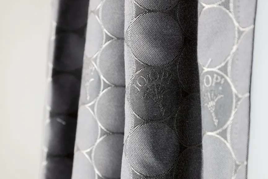 Dekoschal J!Signet detail