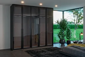 Kleiderschrank