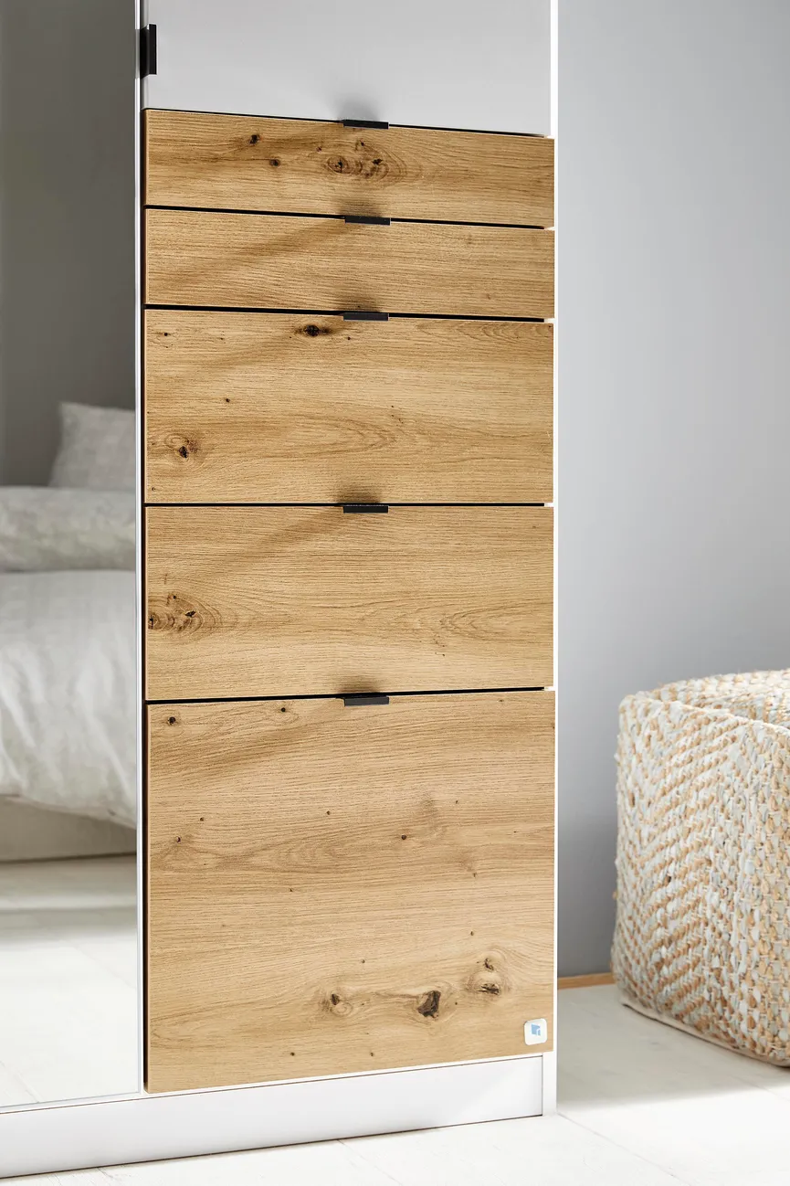 Drehtürenschrank detail