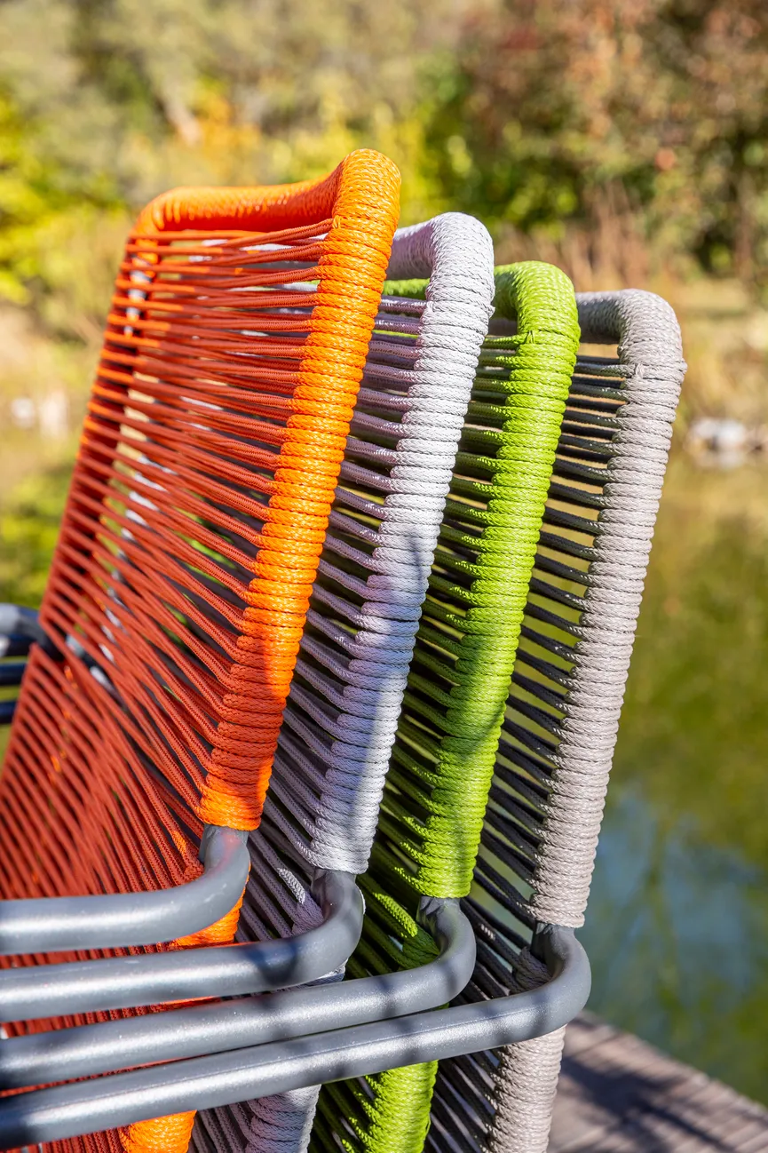 ** Gartenstuhl stapelbar detail