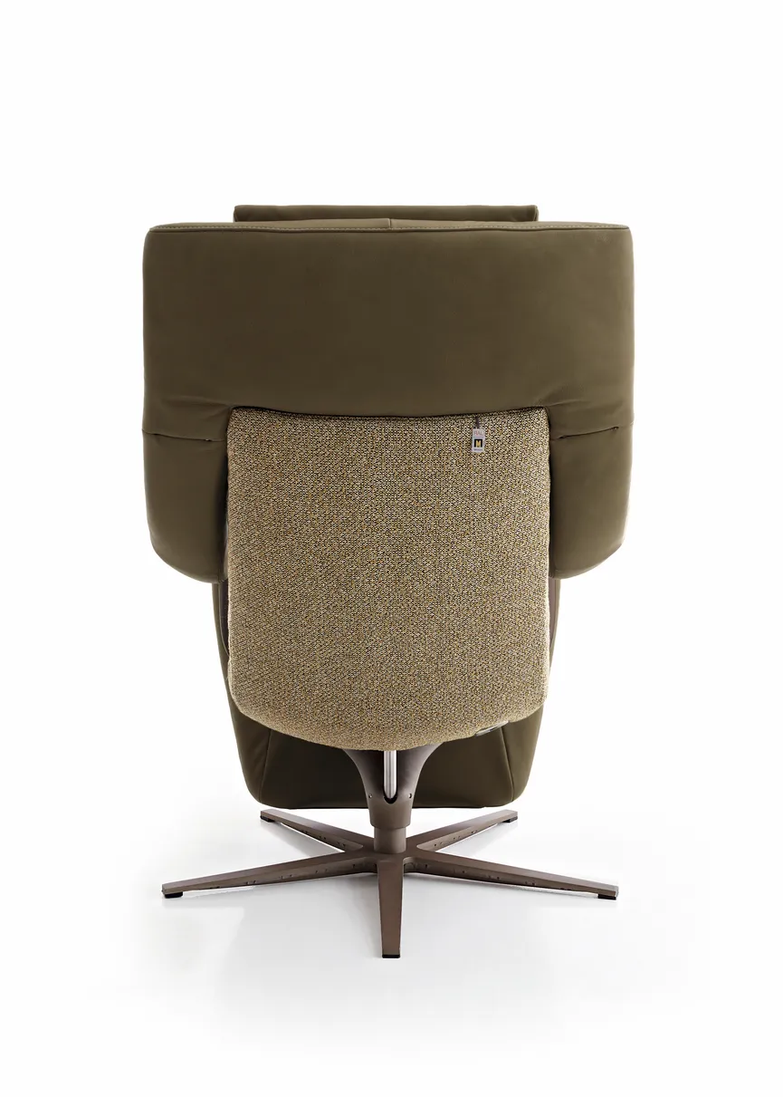 Sessel Yoko-2 DK bronziert detail